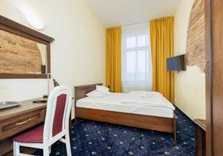 Отель Hotel Marczewski Бельско-Бяла Номер с кроватью размера «king-size»-6